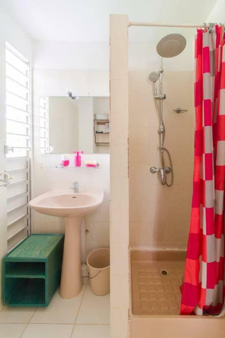 Superbe Studio Avec Jacuzzi Prive Apartment แซ็งแตนน์ ภายนอก รูปภาพ
